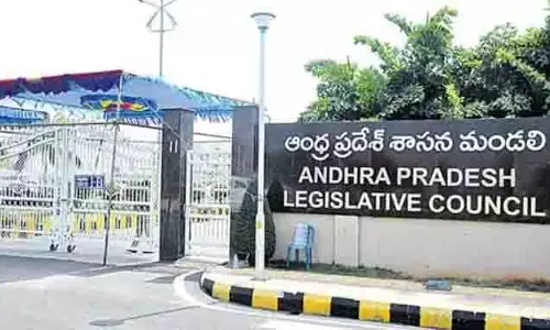 AP: 17 कुलपतियों के सामूहिक इस्तीफे पर परिषद में हंगामा