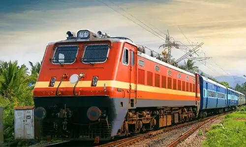 Varanasi: होली पर 05078 गाजीपुर सिटी-कामाख्या विशेष गाड़ी का संचालन