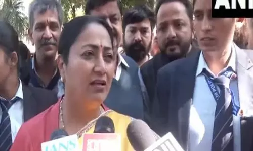 CM Rekha Gupta ने शालीमार बाग इलाके का दौरा किया CM Rekha Gupta ने शालीमार बाग इलाके का दौरा किया