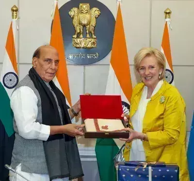 Haryana : करनाल बार एसोसिएशन विवाद बढ़ा, गतिरोध दूर करने के लिए Haryana : करनाल बार एसोसिएशन विवाद बढ़ा, गतिरोध दूर करने के लिए