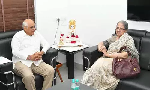 समान नागरिक संहिता समिति ने CM Patel से शिष्टाचार भेंट की समान नागरिक संहिता समिति ने CM Patel से शिष्टाचार भेंट की