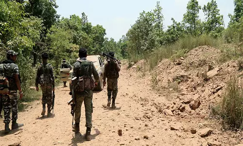 झारखंड: चाईबासा में आईईडी विस्फोट में CRPF के तीन जवान घायल