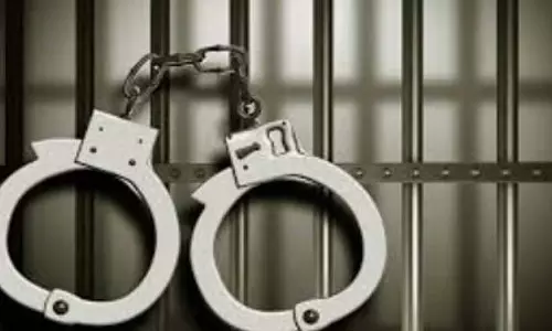 Fatorda पुलिस ने विवाह धोखाधड़ी से जुड़े फर्जी निवास प्रमाण पत्र रैकेट में दो लोगों को गिरफ्तार किया Fatorda पुलिस ने विवाह धोखाधड़ी से जुड़े फर्जी निवास प्रमाण पत्र रैकेट में दो लोगों को गिरफ्तार किया