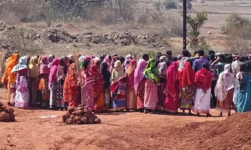 आदिवासी लोगों के ताजा विरोध प्रदर्शन से Deocha-Pachami कोयला खनन स्थल पर काम बाधित