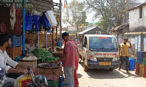 कचरा फेंकते हुए मिले 9 पर हुई कार्रवाई