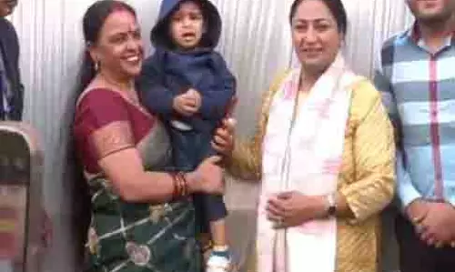 CM रेखा गुप्ता ने आवास पर जन मिलन समारोह किया आयोजित CM रेखा गुप्ता ने आवास पर जन मिलन समारोह किया आयोजित