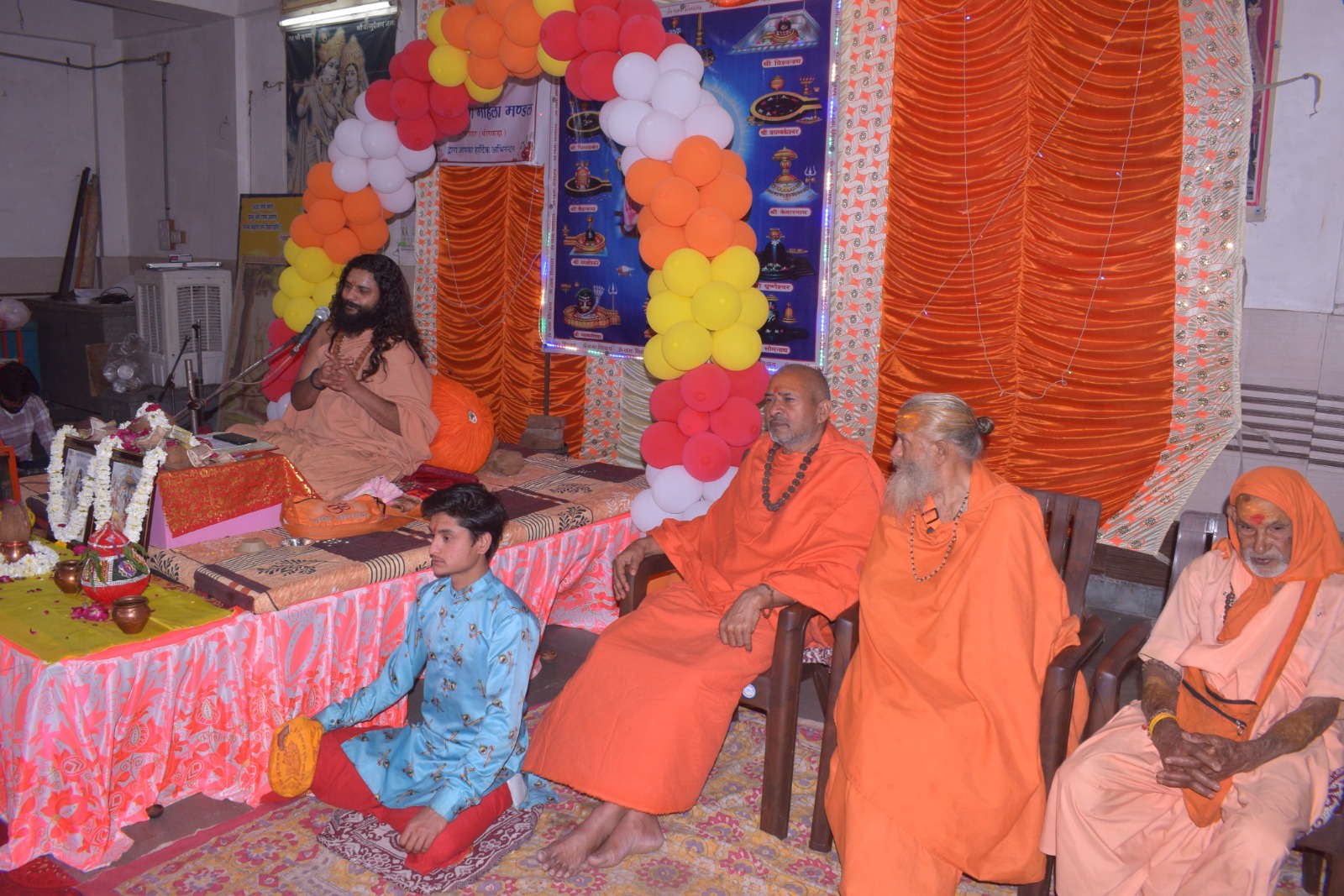 इंसान को बनावटी नहीं होना चाहिए, बनावटी भाषा रिश्तों को तोड़ती है: स्वामी मणि महेश चैतन्य महाराज