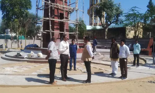 Churu: शौर्य और गौरव के प्रतीक वीरगति स्मारक का नवनिर्माण कार्य हो समयबद्ध पूरा Churu: शौर्य और गौरव के प्रतीक वीरगति स्मारक का नवनिर्माण कार्य हो समयबद्ध पूरा