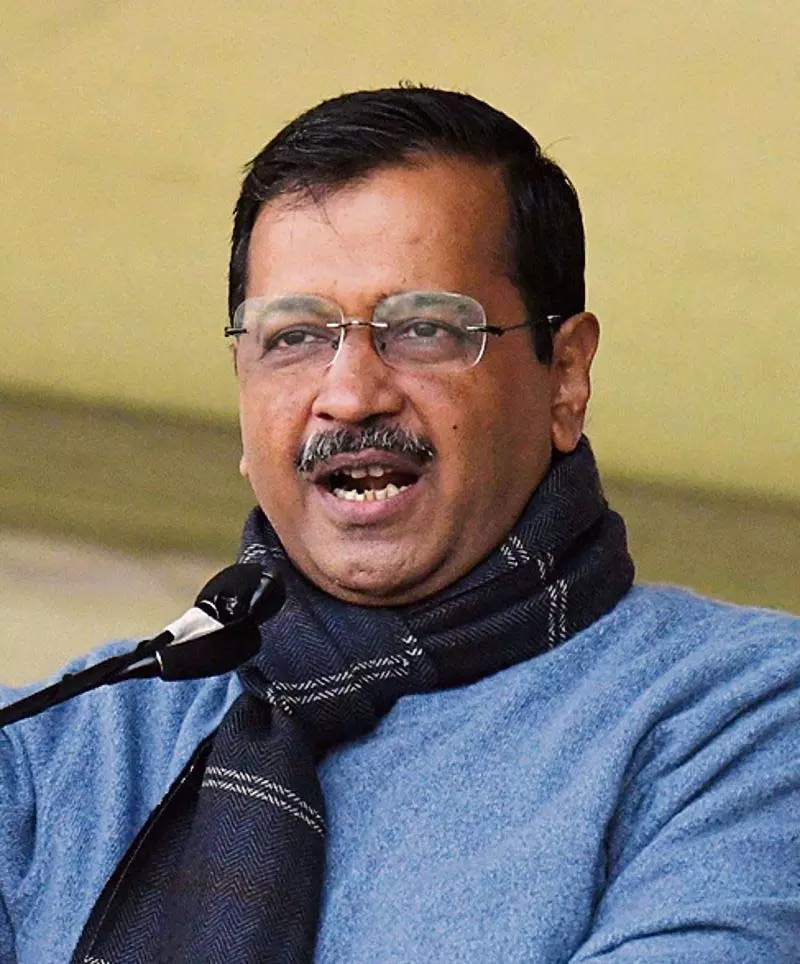 ध्यान शिविर के लिए विशाल काफिले को लेकर केजरीवाल आलोचनाओं के घेरे में ध्यान शिविर के लिए विशाल काफिले को लेकर केजरीवाल आलोचनाओं के घेरे में