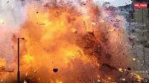 Jammu-Kashmir: आतंकियों ने पुलिस चौकी पर ग्रेनेड से किया हमला Jammu-Kashmir: आतंकियों ने पुलिस चौकी पर ग्रेनेड से किया हमला