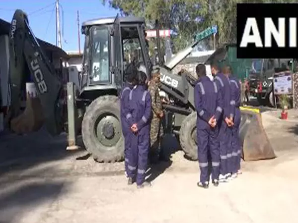 Indian Army के ऐस ऑफ स्पेड्स डिवीजन ने ऑपरेशन सद्भावना के तहत राजौरी में युवाओं को प्रशिक्षित किया Indian Army के ऐस ऑफ स्पेड्स डिवीजन ने ऑपरेशन सद्भावना के तहत राजौरी में युवाओं को प्रशिक्षित किया
