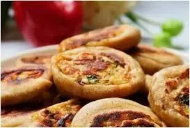 Recipe: कुछ चटपटा और स्वादिष्ट खाना चाहते हैं, तुरंत बनाएं पोटैटो पिनव्हील Recipe: कुछ चटपटा और स्वादिष्ट खाना चाहते हैं, तुरंत बनाएं पोटैटो पिनव्हील