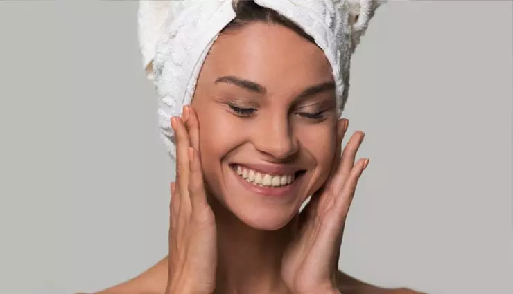 Skin Care:हफ्ते में एक बार लगाएं ये पैक, चेहरा चमकेगा और पिंपल्स और मुंहासों से भी मिलेगी निजात Skin Care:हफ्ते में एक बार लगाएं ये पैक, चेहरा चमकेगा और पिंपल्स और मुंहासों से भी मिलेगी निजात