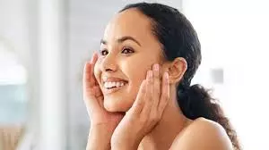 Glowing Skin: ग्लोइंग स्किन के लिए इस समय लगाना चाहिए फेस पैक Glowing Skin: ग्लोइंग स्किन के लिए इस समय लगाना चाहिए फेस पैक