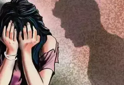 Kanpur: पुलिस ने चार वर्षीय छात्रा से दुष्कर्म ने आरोपी के खिलाफ 144 पन्नों की चार्जशीट दाखिल की Kanpur: पुलिस ने चार वर्षीय छात्रा से दुष्कर्म ने आरोपी के खिलाफ 144 पन्नों की चार्जशीट दाखिल की