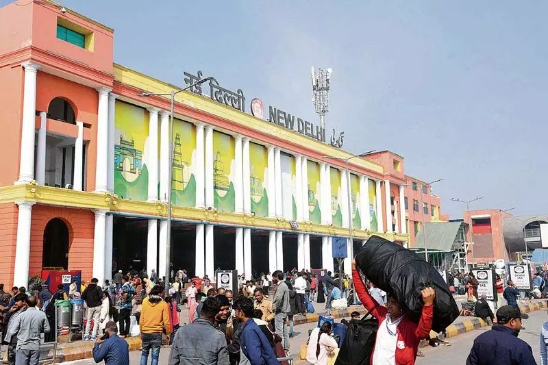 रेलवे स्टेशन भगदड़: दिल्ली हाईकोर्ट ने हस्तक्षेप की याचिका खारिज की रेलवे स्टेशन भगदड़: दिल्ली हाईकोर्ट ने हस्तक्षेप की याचिका खारिज की