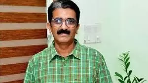 Kerala : नवीन बाबू के परिवार ने आरोपियों के फोन की फोरेंसिक जांच की मांग की Kerala : नवीन बाबू के परिवार ने आरोपियों के फोन की फोरेंसिक जांच की मांग की