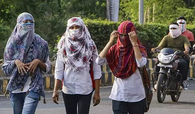 Tamil Nadu में तापमान 3 डिग्री तक बढ़ेगा Tamil Nadu में तापमान 3 डिग्री तक बढ़ेगा