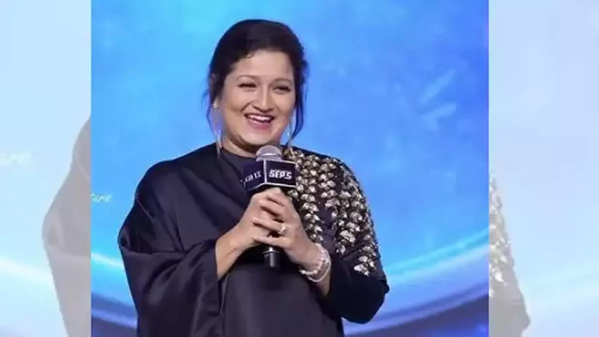 Laila ने दुर्लभ हास्य विकार से संघर्ष का खुलासा किया Laila ने दुर्लभ हास्य विकार से संघर्ष का खुलासा किया