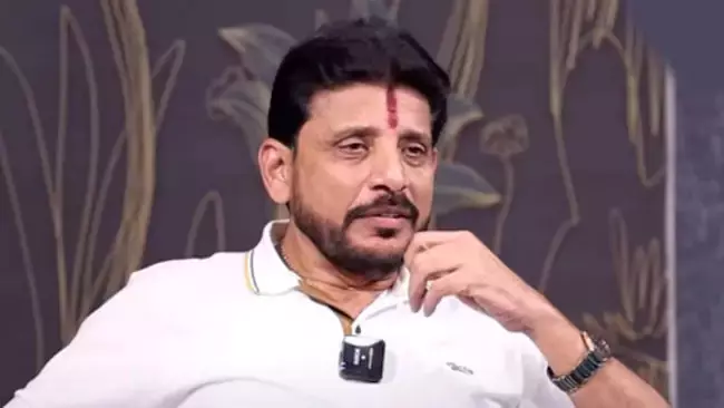YSRCP एमएलसी दुव्वाडा श्रीनिवास के खिलाफ मामला दर्ज किया YSRCP एमएलसी दुव्वाडा श्रीनिवास के खिलाफ मामला दर्ज किया
