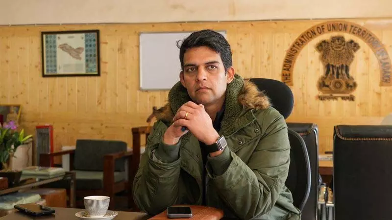 Ladakh में कृषि विकास के लिए केसर की खेती पर नजर Ladakh में कृषि विकास के लिए केसर की खेती पर नजर