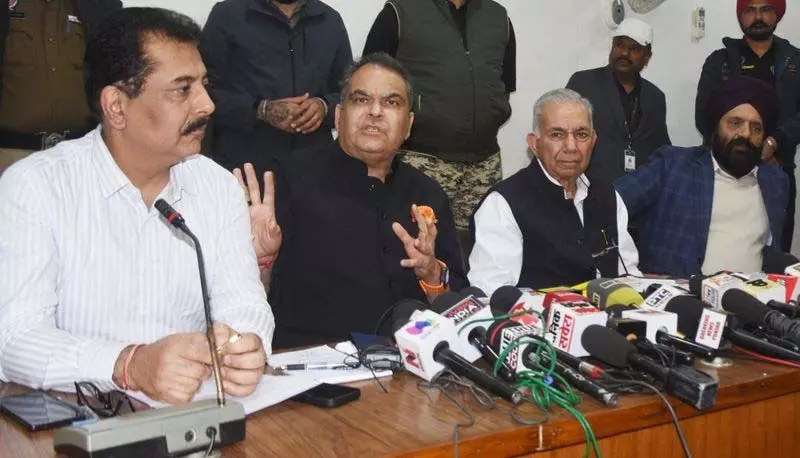 अरोड़ा ने Ludhiana के विकास के लिए 1 करोड़ रुपये का एमपीलैड अनुदान जारी किया अरोड़ा ने Ludhiana के विकास के लिए 1 करोड़ रुपये का एमपीलैड अनुदान जारी किया