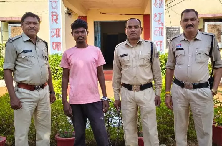खेत में लगे टुल्लू पंप की चोरी, रुद्री पुलिस ने चोर को पकड़ा खेत में लगे टुल्लू पंप की चोरी, रुद्री पुलिस ने चोर को पकड़ा