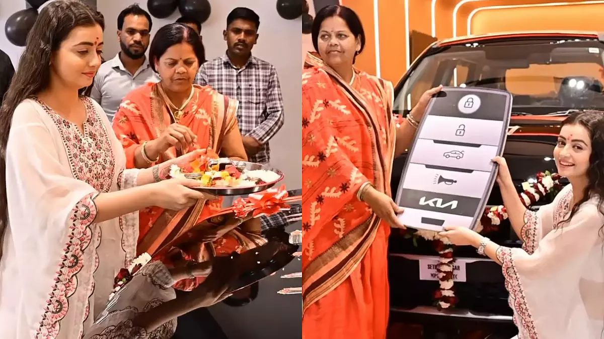 बिग बॉस 18 फेम चाहत पांडे ने मां भावना को 10.60 लाख की शानदार कार गिफ्ट की बिग बॉस 18 फेम चाहत पांडे ने मां भावना को 10.60 लाख की शानदार कार गिफ्ट की