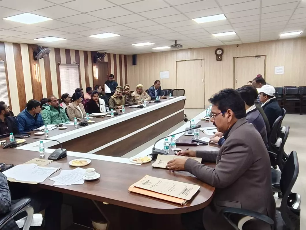 Alwar : बाल श्रम टास्क फोर्स व जिला स्तरीय बंधक श्रमिक सतर्कता समिति की बैठक आयोजित Alwar : बाल श्रम टास्क फोर्स व जिला स्तरीय बंधक श्रमिक सतर्कता समिति की बैठक आयोजित