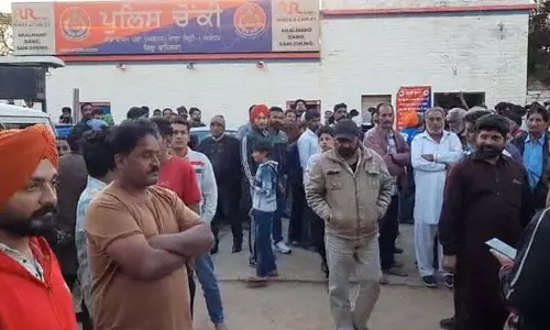 पंजाब के अबोहर में सरपंच को थप्पड़ मारने के आरोप में पुलिसकर्मी निलंबित