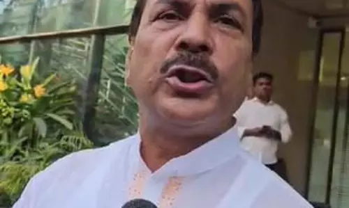 मणिशंकर अय्यर जैसे लोग करते रहते हैं अनाप-शनाप बात : कांग्रेस नेता नसीम खान मणिशंकर अय्यर जैसे लोग करते रहते हैं अनाप-शनाप बात : कांग्रेस नेता नसीम खान