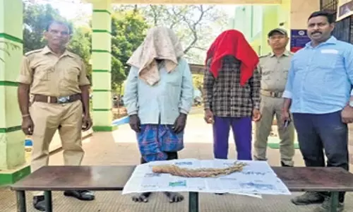 Odisha: महिला को कोड़े मारने के आरोप में तांत्रिक समेत चार अन्य गिरफ्तार