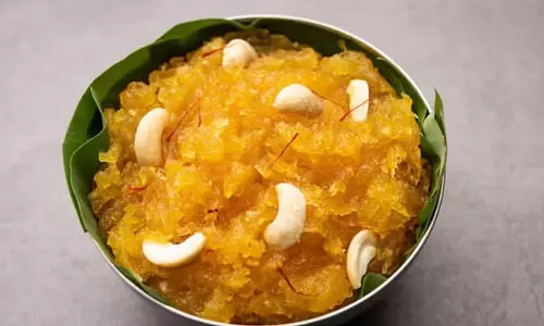 Sweet Potato Halwa: अगर आपको कुछ मीठा खाने का मन कर रहा है, तो बनाएं ये स्वादिष्ट और हेल्दी शकरकंद का हलवा Sweet Potato Halwa: अगर आपको कुछ मीठा खाने का मन कर रहा है, तो बनाएं ये स्वादिष्ट और हेल्दी शकरकंद का हलवा