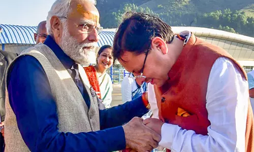 CM Dhami ने पीएम मोदी का स्वागत किया, कहा- यह यात्रा सांस्कृतिक और पर्यटन विकास को नया आयाम देगी