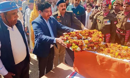 शहीद का पानीपत गांव में सैन्य सम्मान के साथ अंतिम संस्कार किया गया