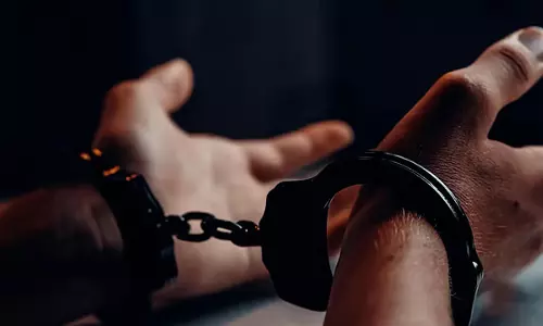 जमानत पर रिहा हुआ व्यक्ति; इंस्टाग्राम पर अश्लील पोस्ट के लिए फिर गिरफ्तार