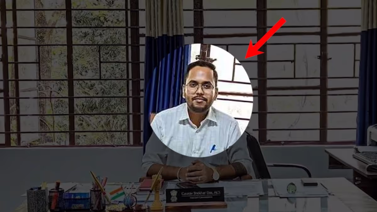 Assam : रिश्वतखोरी के आरोप में बाजाली एसीएस अधिकारी गौरव शेखर दास गिरफ्तार Assam : रिश्वतखोरी के आरोप में बाजाली एसीएस अधिकारी गौरव शेखर दास गिरफ्तार