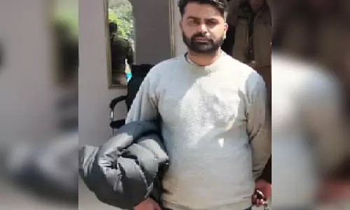 लड़की के साथ हैवानियत की सारी हदें पार, अपहरण कर किया गैंगरेप लड़की के साथ हैवानियत की सारी हदें पार, अपहरण कर किया गैंगरेप