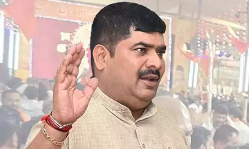विधायक के खिलाफ FIR पर हंगामा: भाजपा विधायकों ने विधानसभा में किया प्रदर्शन