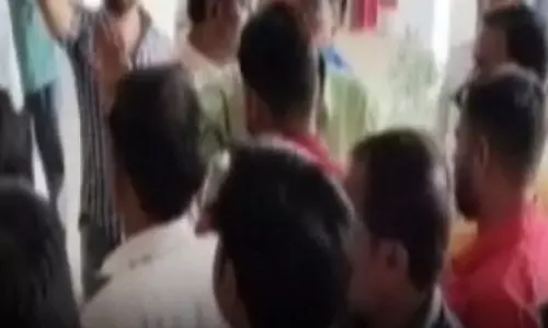हमले में मंत्री लक्ष्मी राजवाड़े के पति घायल, कांग्रेसियों पर आरोप