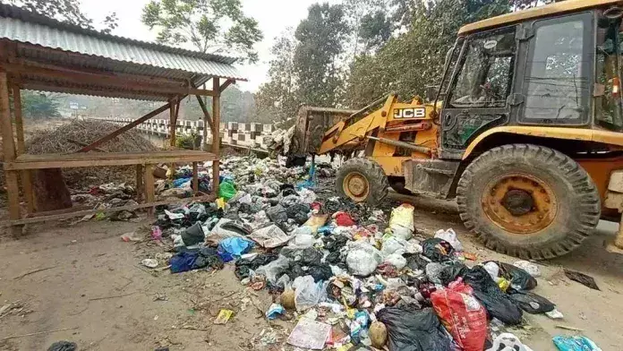 KBYO ने धनसिरी ब्रिज पर कचरा डंप करने पर रोक लगा दी