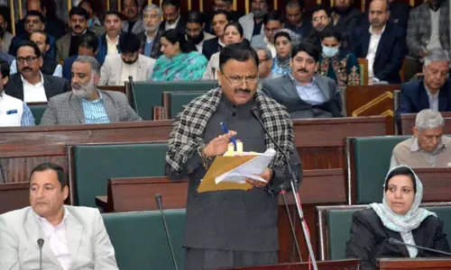 Rana: वर्षा की कमी के कारण उत्पन्न जल संकट को दूर करने के लिए ठोस प्रयास जारी Rana: वर्षा की कमी के कारण उत्पन्न जल संकट को दूर करने के लिए ठोस प्रयास जारी