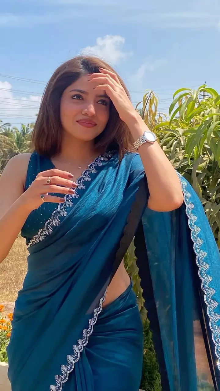 साड़ी में खूबसूरत लगी काशिमा