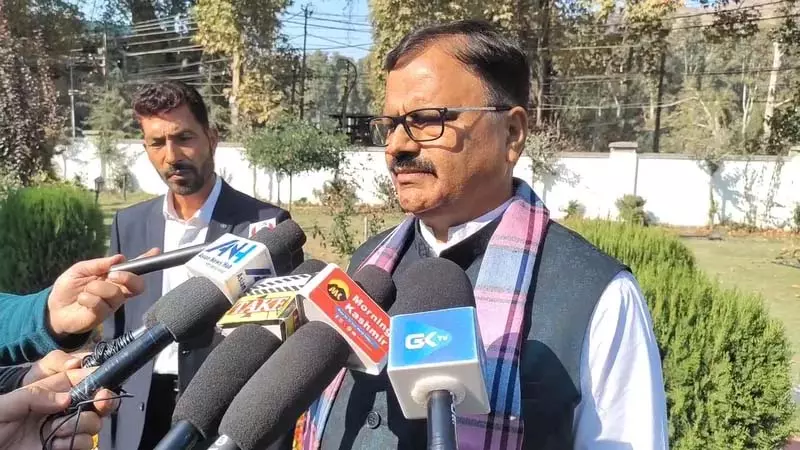 विधायकों ने श्रीनगर में दूषित जलापूर्ति पर चिंता जताई विधायकों ने श्रीनगर में दूषित जलापूर्ति पर चिंता जताई
