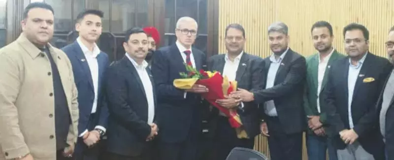 FADA चेयरपर्सन ने सीएम उमर अब्दुल्ला से मुलाकात की FADA चेयरपर्सन ने सीएम उमर अब्दुल्ला से मुलाकात की