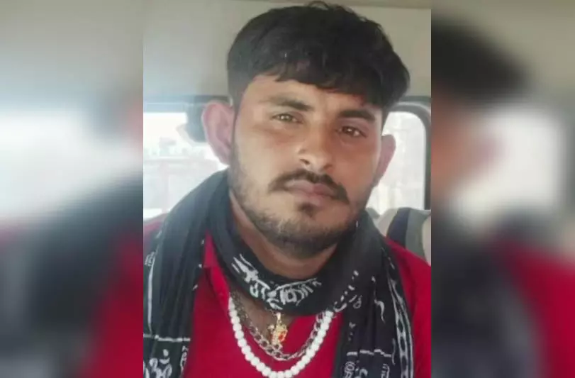 प्यार में पड़े युवक ने अपने ही अपहरण की झूठी साजिश रच डाली, फिर... प्यार में पड़े युवक ने अपने ही अपहरण की झूठी साजिश रच डाली, फिर...