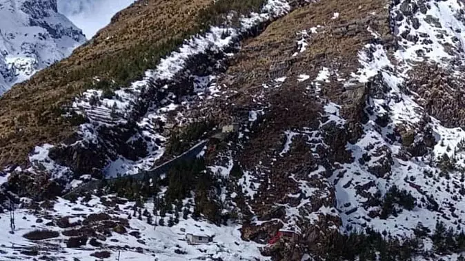 Badrinath : BRO कैंप के पास मिला मानव कंकाल, तलाशी अभियान चलाया गया Badrinath : BRO कैंप के पास मिला मानव कंकाल, तलाशी अभियान चलाया गया