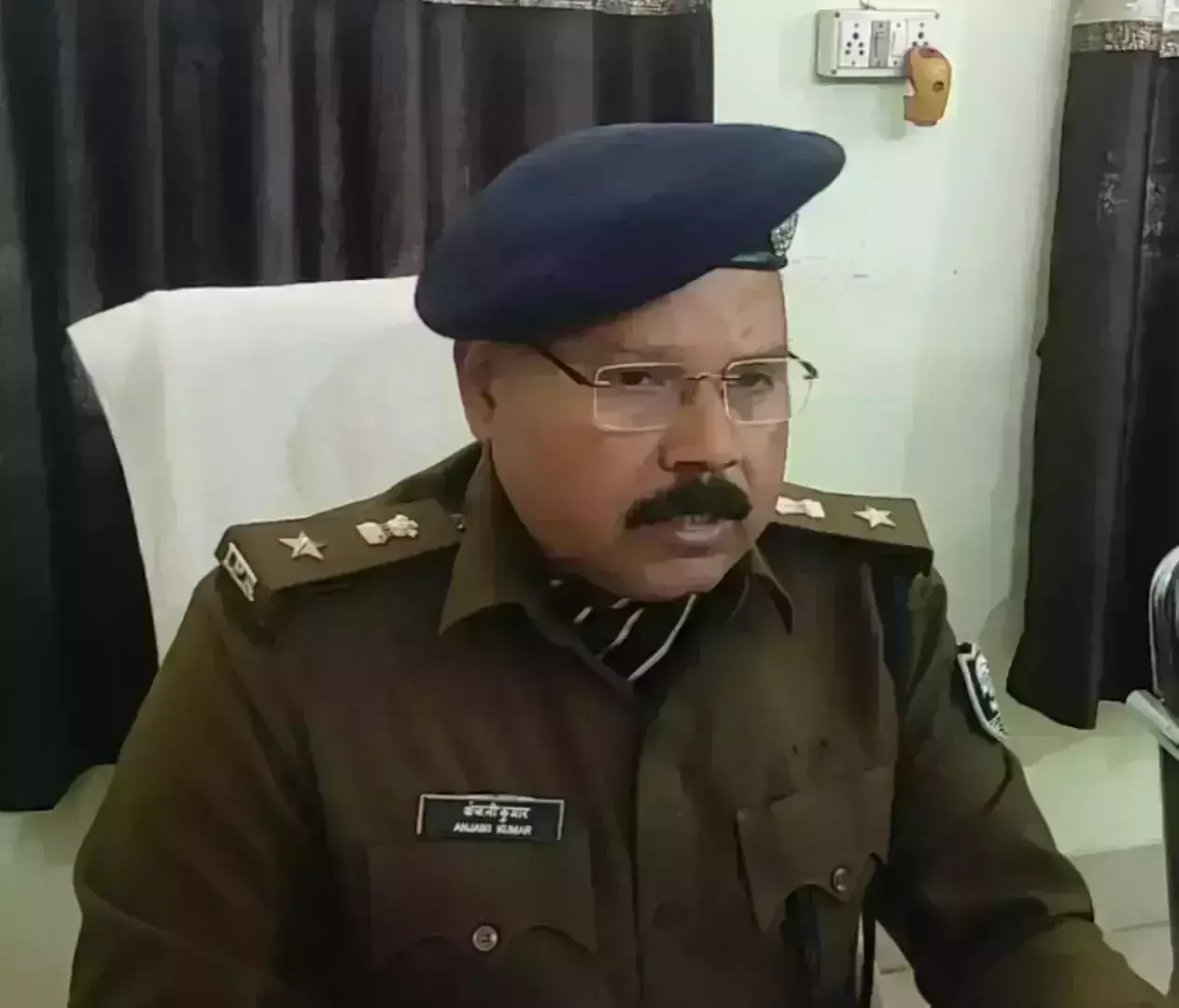 Araria: रवि रंजन सिंह रानीगंज थानाध्यक्ष बने Araria: रवि रंजन सिंह रानीगंज थानाध्यक्ष बने
