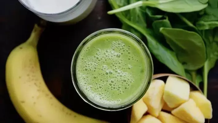 Smoothie for Muscle Buildup: आप प्राकृतिक रूप से मांसपेशियां बनाना चाहते हैं तो बनाएं ये स्मूदी Smoothie for Muscle Buildup: आप प्राकृतिक रूप से मांसपेशियां बनाना चाहते हैं तो बनाएं ये स्मूदी