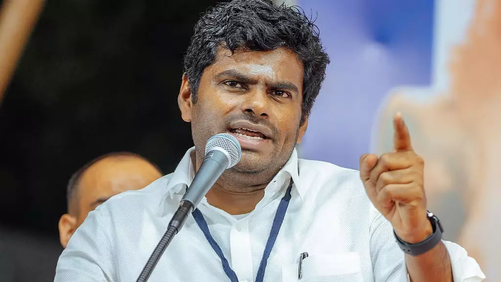 कागजी तलवारें घुमाना बंद करें: Annamalai कागजी तलवारें घुमाना बंद करें: Annamalai